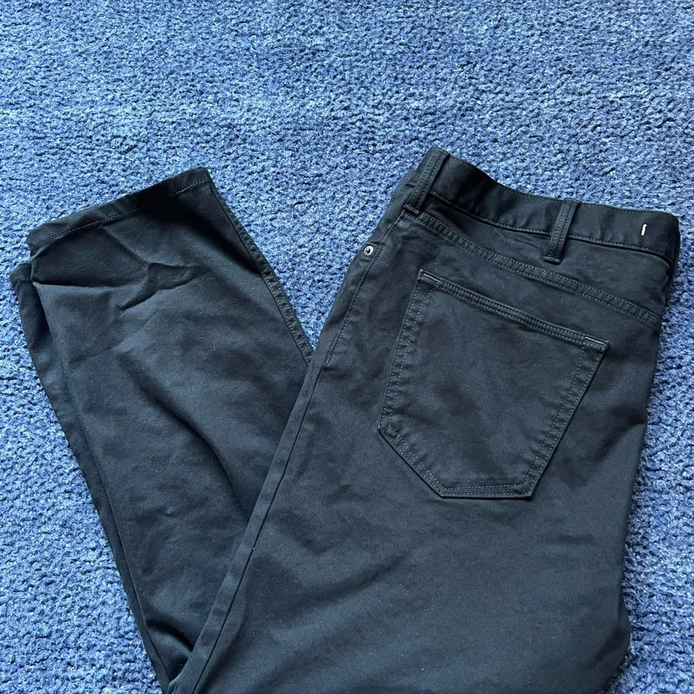 Banana Republic Black‎ Slim Traveler 2.0 Jeans